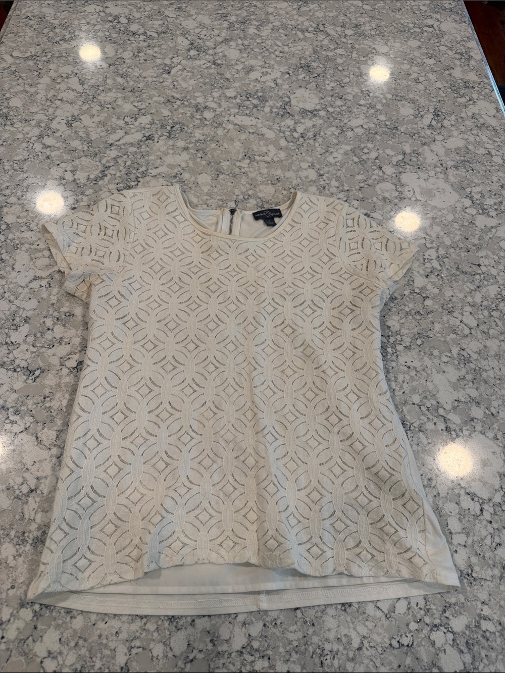 Market & Spruce white Cream Geometric Lace overlay Short Sleeve Top size S